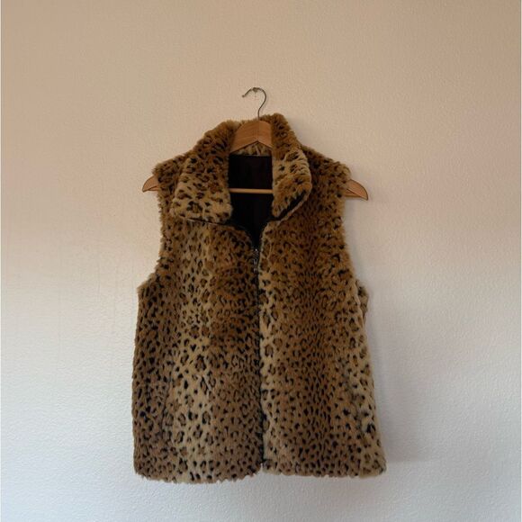 Cheetah print vest - Picture 2 of 4